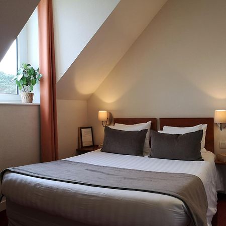 Hotel Aux Tamaris - Vue Mer Роскоф Номер фото