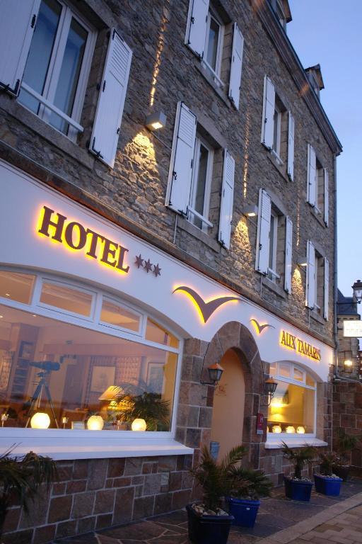Hotel Aux Tamaris - Vue Mer Роскоф Экстерьер фото